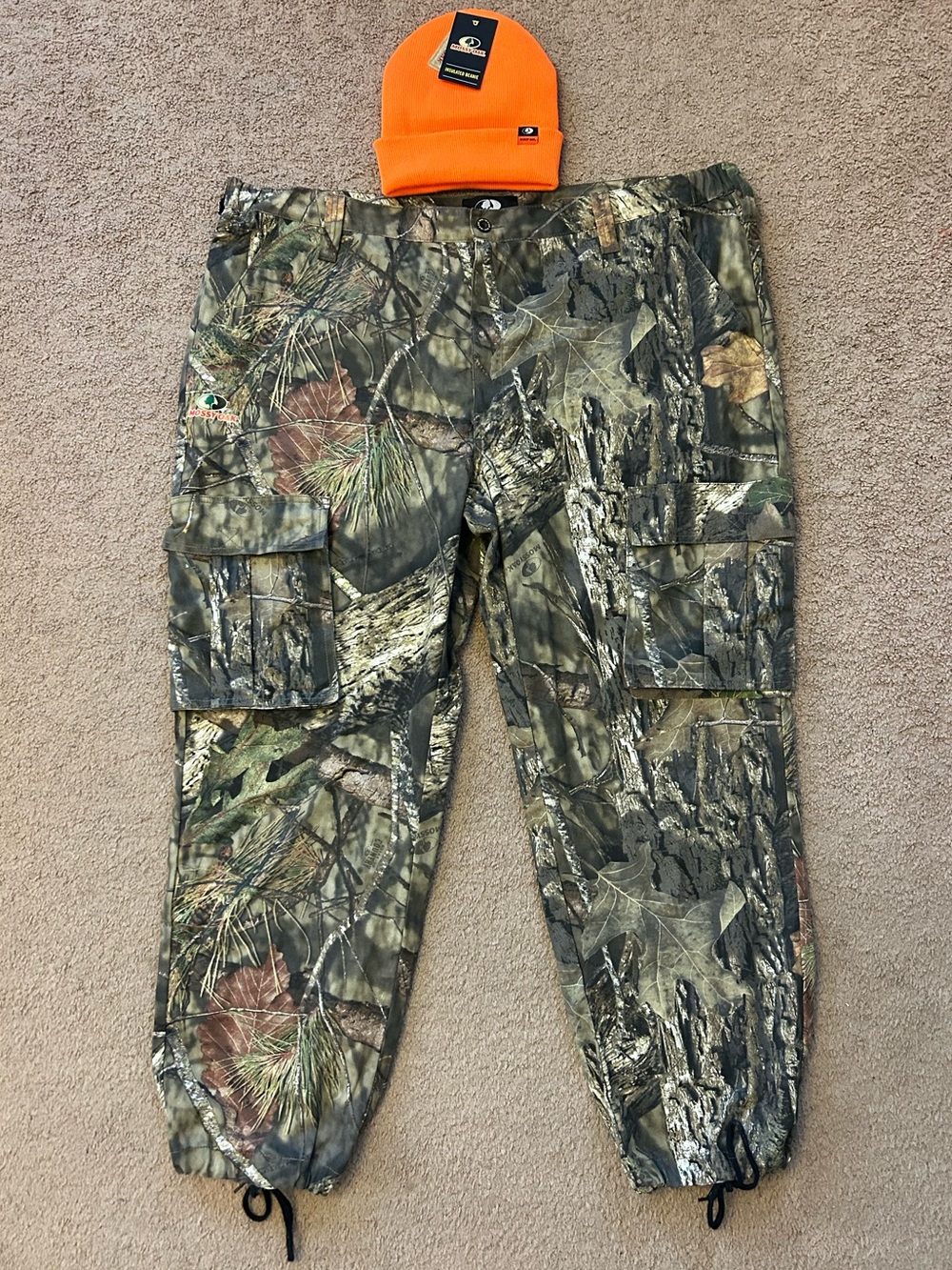 Mossy Oak Mens XXL 44 46 Camo Cargo Pants Hunting Hiking and Cap